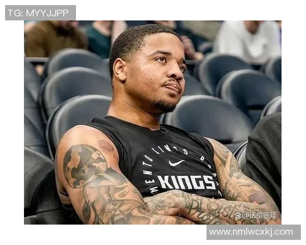 福克斯与富尔茨的精彩对决谁将成为球队的关键球员和胜利的推动者